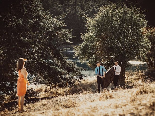 Justin and Stephanie&apos;s wedding in Gabriola, British Columbia 21