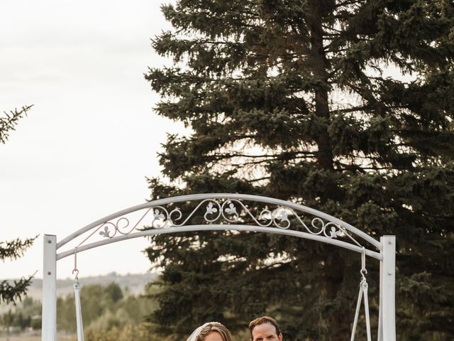 Michelle and Murray&apos;s wedding in Okotoks, Alberta 38