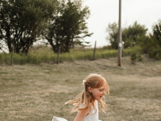 Michelle and Murray&apos;s wedding in Okotoks, Alberta 43