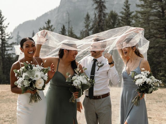 Monica and John&apos;s wedding in Banff, Alberta 27