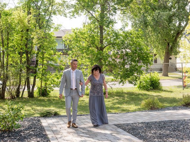 Amanda and Shaun&apos;s wedding in Winnipeg, Manitoba 78