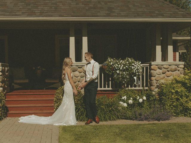 Tanner and Chelsea&apos;s wedding in Pincher Creek, Alberta 12