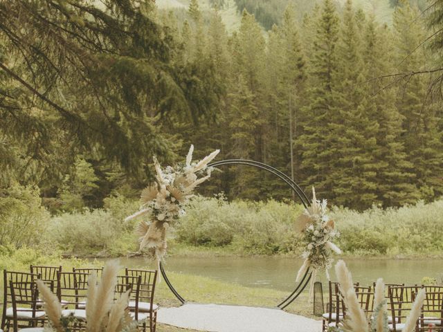 Tanner and Chelsea&apos;s wedding in Pincher Creek, Alberta 26