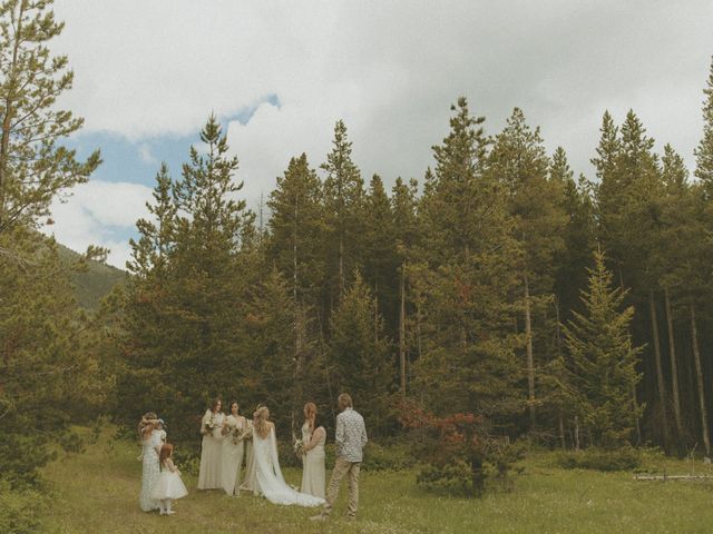 Tanner and Chelsea&apos;s wedding in Pincher Creek, Alberta 28