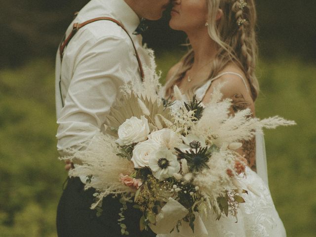 Tanner and Chelsea&apos;s wedding in Pincher Creek, Alberta 76