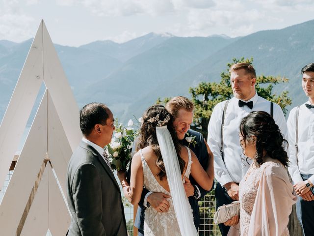 Jason and Kim&apos;s wedding in Squamish, British Columbia 131