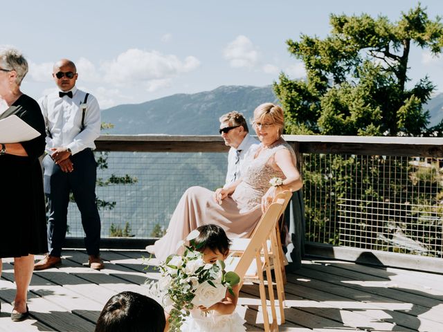 Jason and Kim&apos;s wedding in Squamish, British Columbia 147