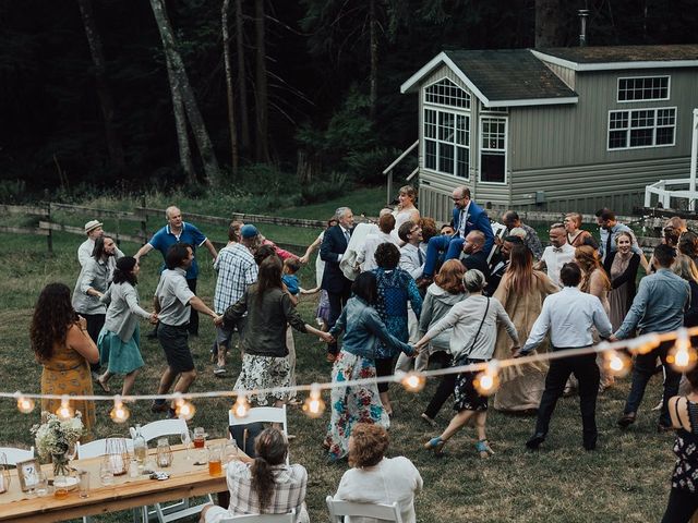 Jack and Emily&apos;s wedding in Bowen Island, British Columbia 204