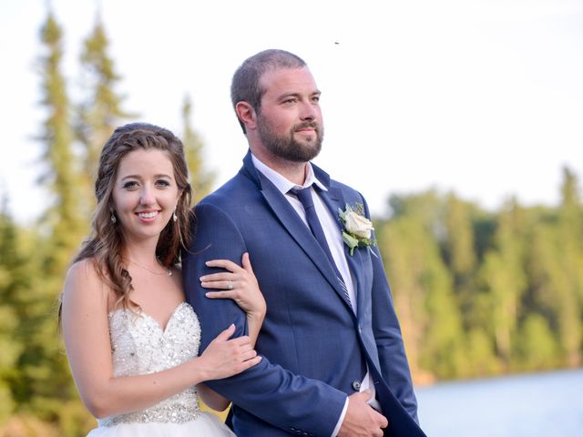Cody and Laura&apos;s wedding in Dryden, Ontario 28