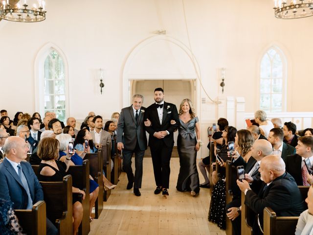 Greg and Giulia&apos;s wedding in Kleinburg, Ontario 8