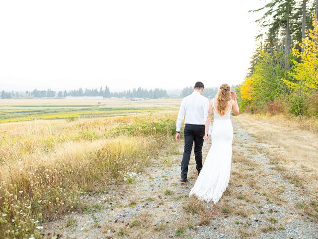 Lucas and Maggie&apos;s wedding in Nanaimo, British Columbia 8