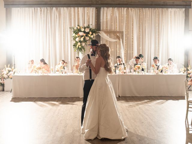 Tyler and Ashley's wedding in Hamilton, Ontario 15