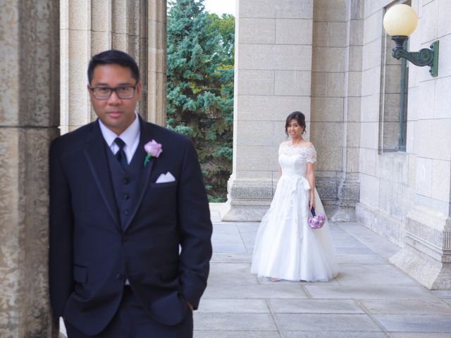 Wil and Ali&apos;s wedding in Winnipeg, Manitoba 20