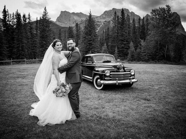 Robbie and Chelsea&apos;s wedding in Canmore, Alberta 17