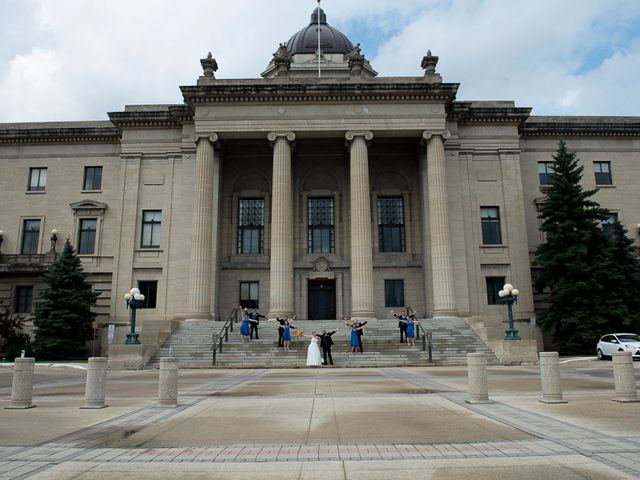 Rishi and Julie&apos;s wedding in Winnipeg, Manitoba 45