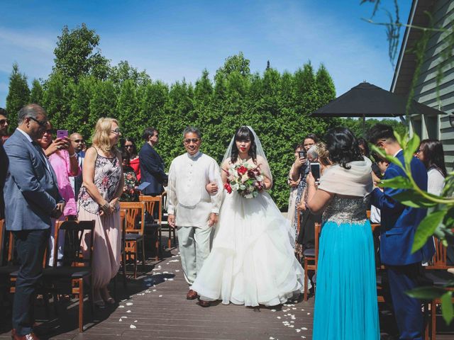Quincy and Natalia&apos;s wedding in Vineland, Ontario 21