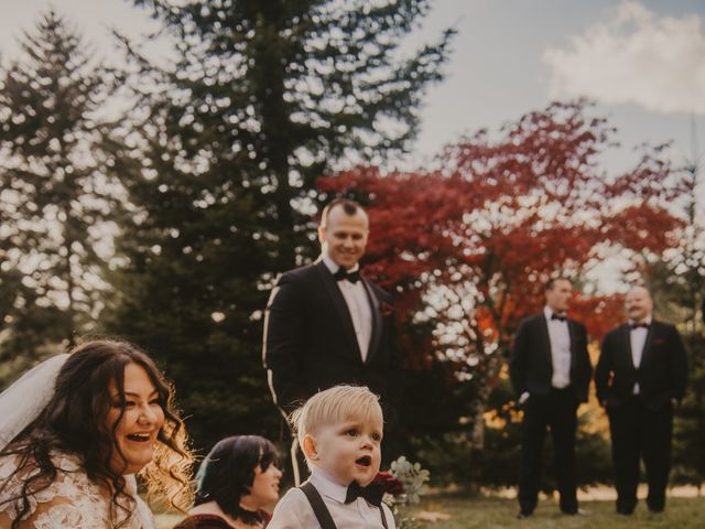 Tyson and Laura&apos;s wedding in Nanaimo, British Columbia 17