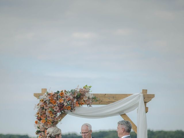 Richard and Claudia&apos;s wedding in Fenwick, Ontario 5