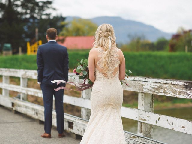 Daniel and Maddy&apos;s wedding in Chilliwack, British Columbia 15