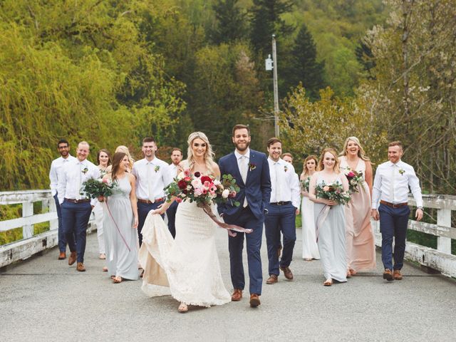 Daniel and Maddy&apos;s wedding in Chilliwack, British Columbia 29