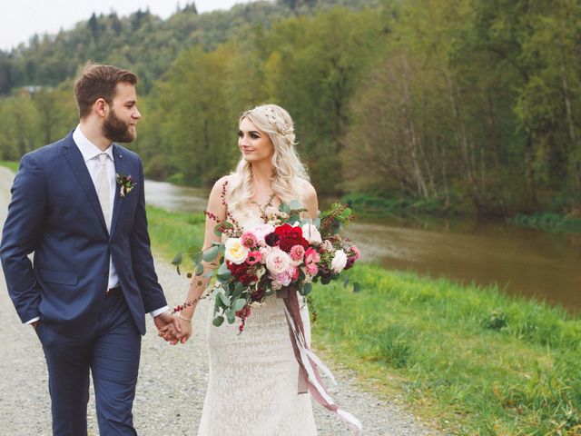 Daniel and Maddy&apos;s wedding in Chilliwack, British Columbia 40