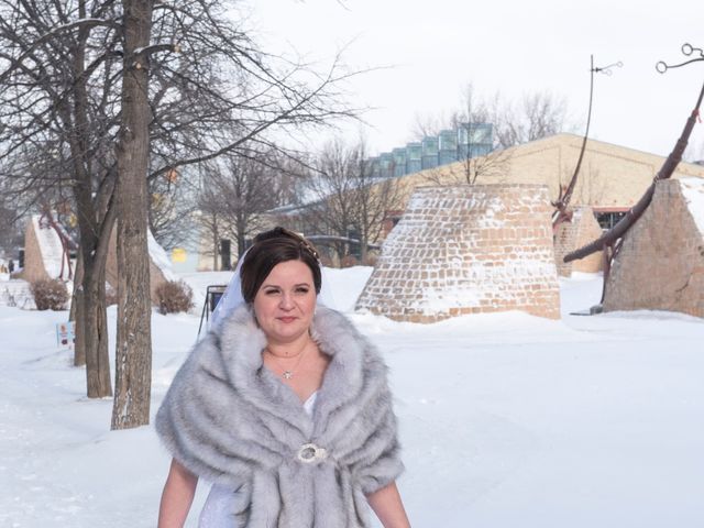 Heather and Jeff's wedding in Winnipeg, Manitoba 21