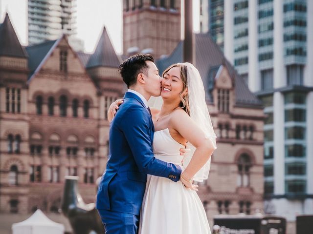 Sue and Alexander's wedding in Toronto, Ontario 4