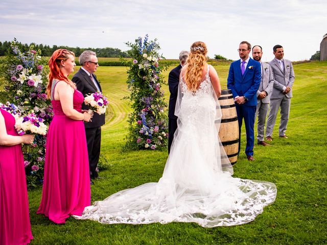 David and Jen's wedding in Niagara on the Lake, Ontario 32