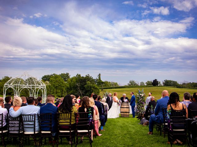 David and Jen's wedding in Niagara on the Lake, Ontario 36