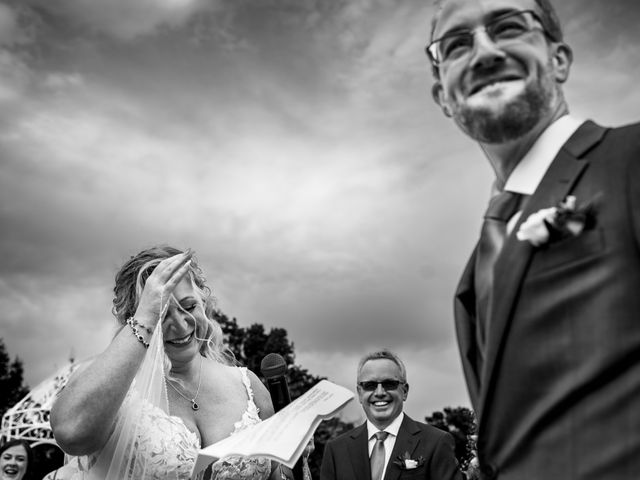 David and Jen's wedding in Niagara on the Lake, Ontario 43