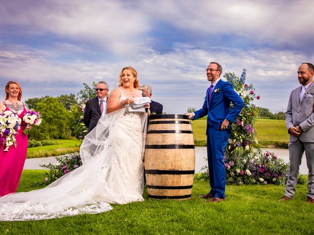 David and Jen's wedding in Niagara on the Lake, Ontario 44