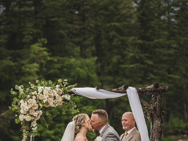 Angela and Rodger's wedding in Hope, British Columbia 4