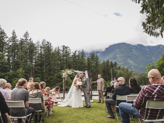 Angela and Rodger's wedding in Hope, British Columbia 21