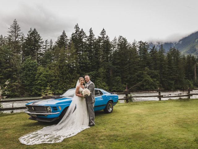 Angela and Rodger's wedding in Hope, British Columbia 25