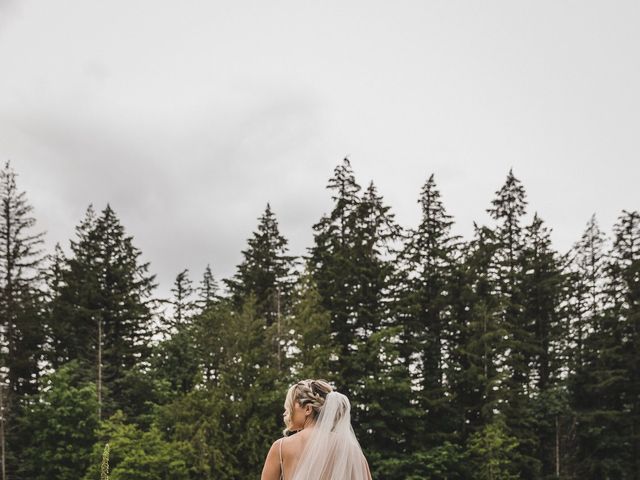 Angela and Rodger's wedding in Hope, British Columbia 31
