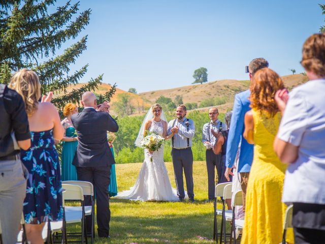 Braeden and Brooklin&apos;s wedding in Lethbridge, Alberta 16
