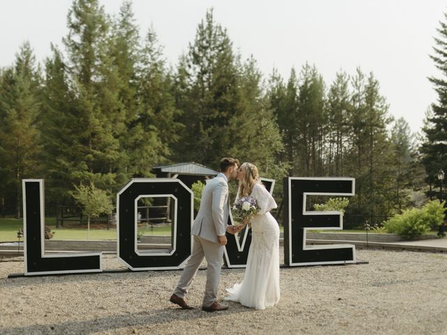 Annie and Noah&apos;s wedding in Kelowna, British Columbia 2