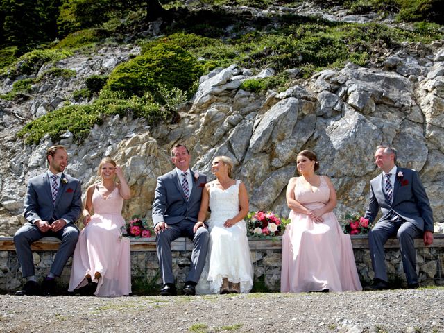 Craig and Dani&apos;s wedding in Banff, Alberta 15