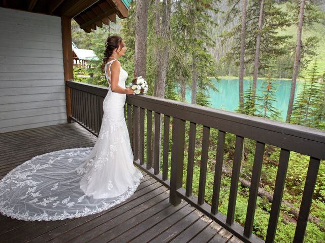 Ethan and Eryn&apos;s wedding in Banff, Alberta 6