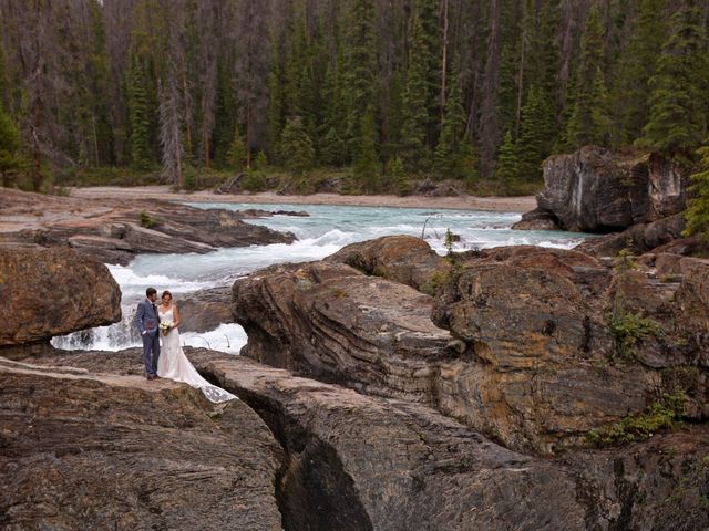 Ethan and Eryn&apos;s wedding in Banff, Alberta 13