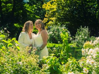 Liv & Lyanne's wedding