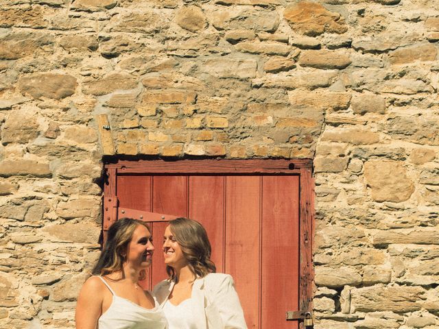 Lyanne and Liv's wedding in Picton, Ontario 18
