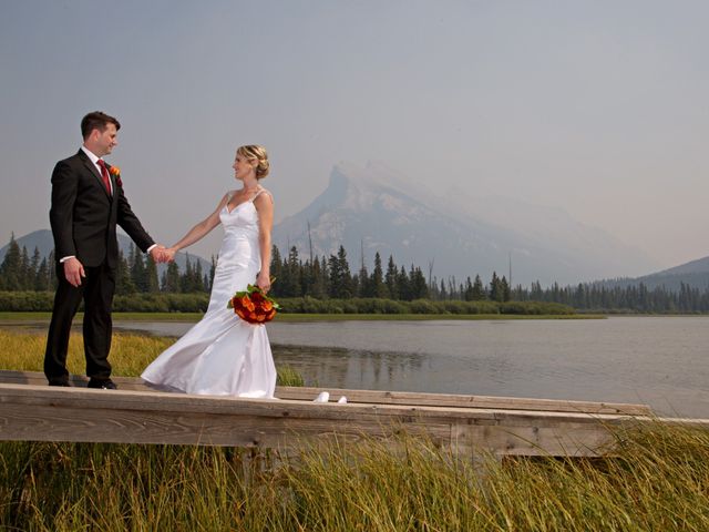 Brent and Tara&apos;s wedding in Banff, Alberta 11