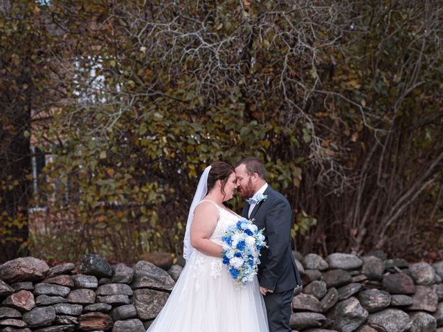 Mac and Jenn&apos;s wedding in Fenelon Falls, Ontario 7