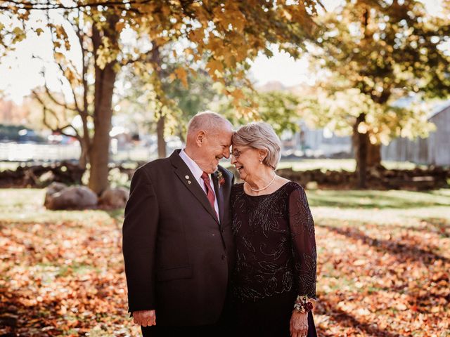 Joshua and Carson&apos;s wedding in Edwards, Ontario 34