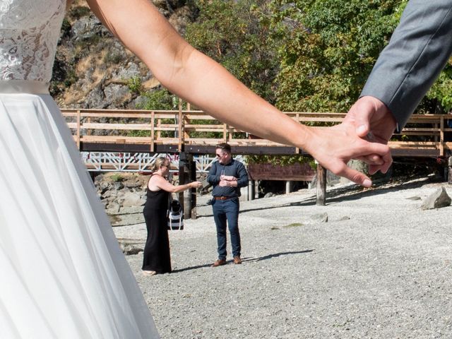 Mike and Stephanie&apos;s wedding in Pender Island, British Columbia 24