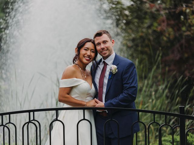 Christine and Chris&apos;s wedding in Niagara Falls, Ontario 31
