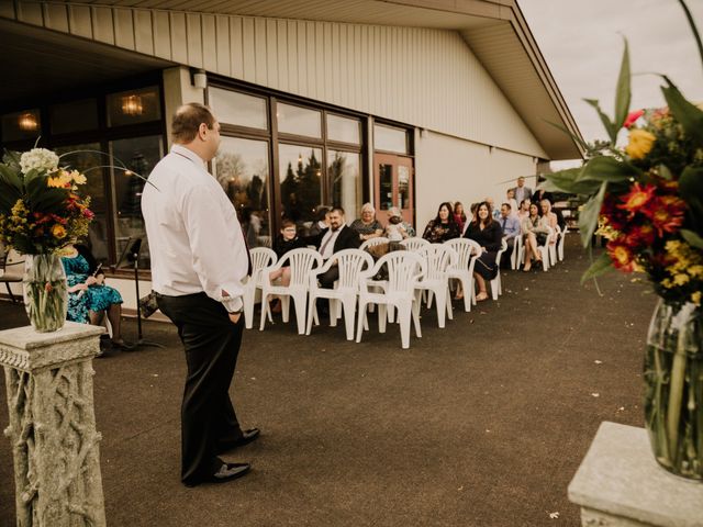Chris and Sarah&apos;s wedding in Thunder Bay, Ontario 14
