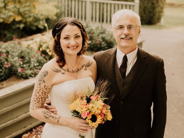 Chris and Sarah&apos;s wedding in Thunder Bay, Ontario 17