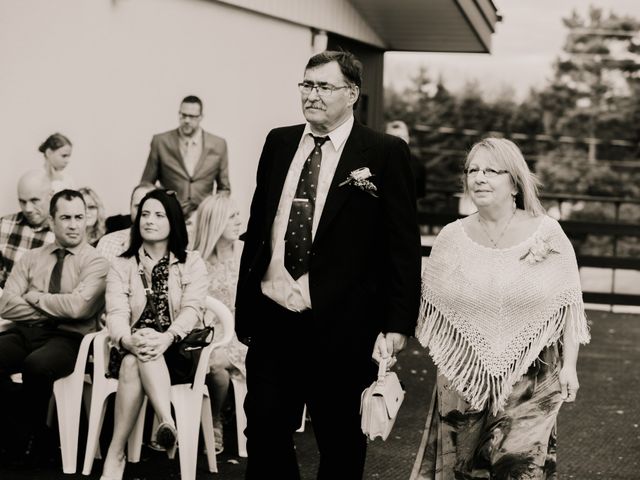 Chris and Sarah&apos;s wedding in Thunder Bay, Ontario 18